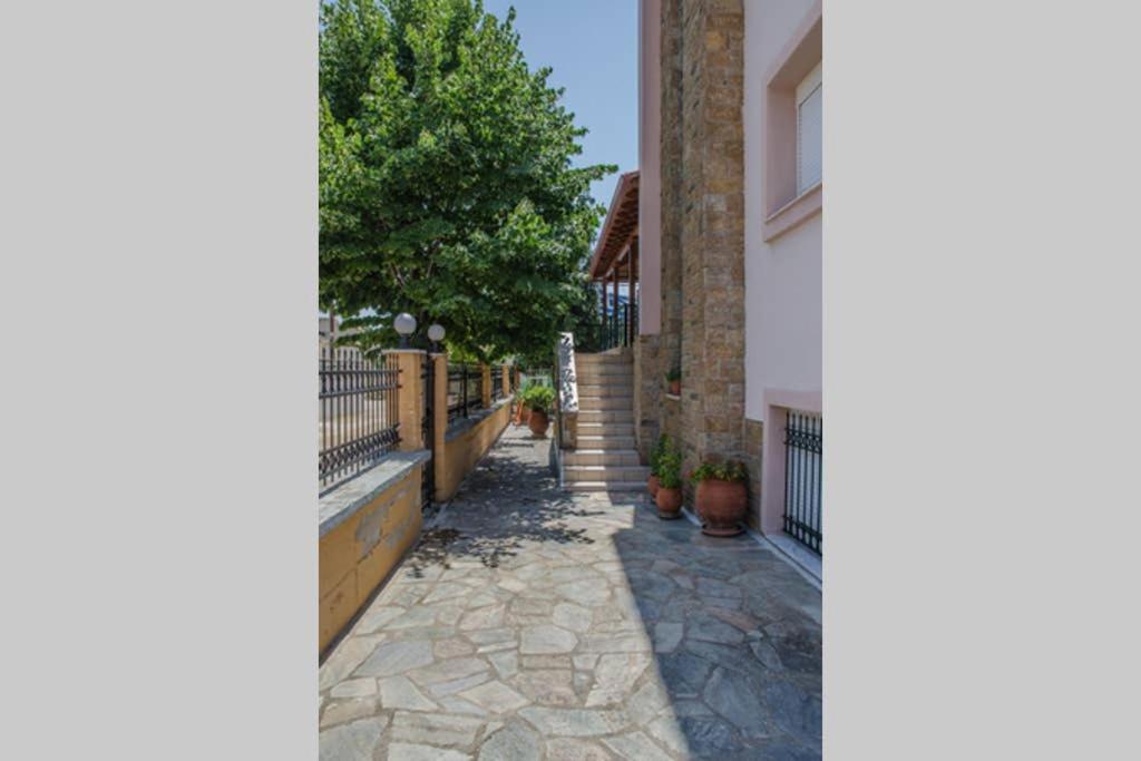 Apartamento Paressa'S House Nikiti  Exterior foto